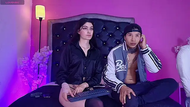 Mike and Sttar online show from September 2025 01:05:01 PM