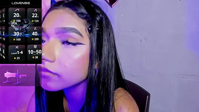 lau-hot online show from April 2026 08:34:02 PM