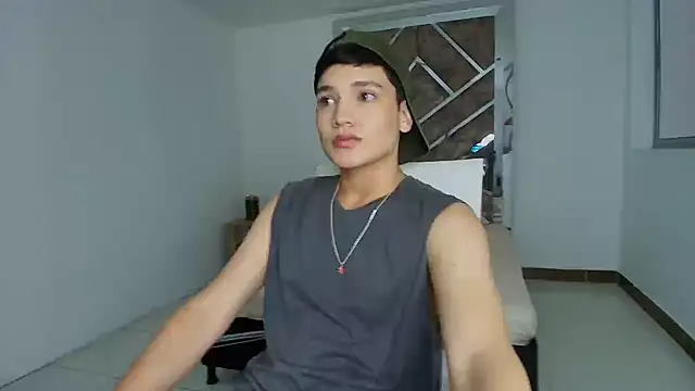KendallRose  online show from September 2025 08:31:01 PM