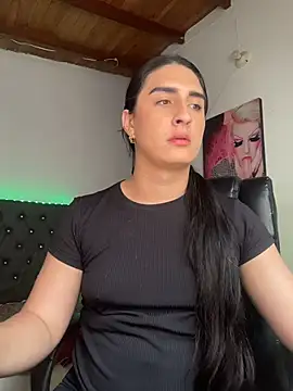 Snapshot of lola_diez chatting on May 2026 03:52:01 PM lola diez online show from May 2026 03:52:01 PM