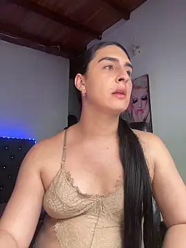 Snapshot of lola_diez chatting on May 2026 05:01:01 PM lola diez online show from May 2026 05:01:01 PM