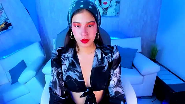 Eva hells  online show from October 2025 07:36:02 PM