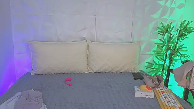 1Anya online show from December 2025 07:54:02 PM