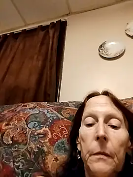 Snapshot of Spicylady123 chatting on September 2025 12:32:01 AM Spicylady123 online show from September 2025 12:32:01 AM