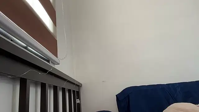 puchienjoyer online show from April 2026 11:29:01 PM