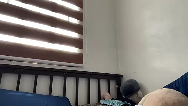 puchienjoyer online show from April 2026 01:42:02 AM