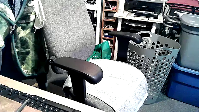 Snapshot of georgew62 chatting on October 2025 12:31:02 AM georgew62 online show from October 2025 12:31:02 AM