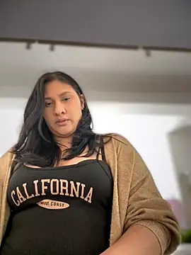 Elyross1  online show from September 2025 08:25:02 PM