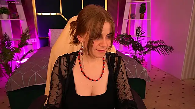 ShinyfromUa online show from November 2025 10:09:02 PM