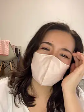 NATSUMI00 online show from October 2025 05:39:01 AM