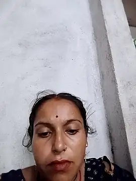 Snapshot of Sonam_shinde chatting on September 2025 09:48:01 PM Sonam shinde online show from September 2025 09:48:01 PM