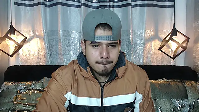 Snapshot of thiago_bos chatting on September 2025 11:42:01 AM thiago bos online show from September 2025 11:42:01 AM
