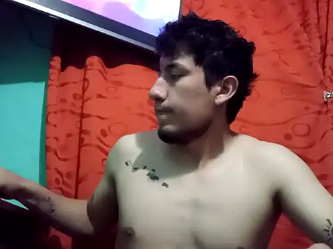 True Di online show from October 2025 02:01:01 AM