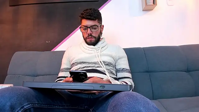 DanteWinter online show from September 2025 03:32:02 AM