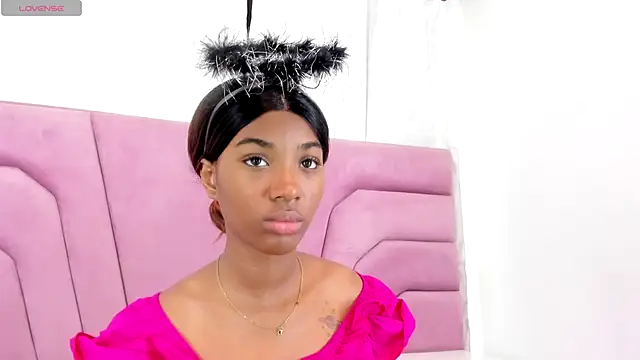 MarianRosse online show from October 2025 07:36:02 PM