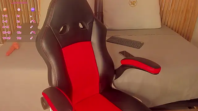 emma cleir online show from October 2025 07:23:02 PM