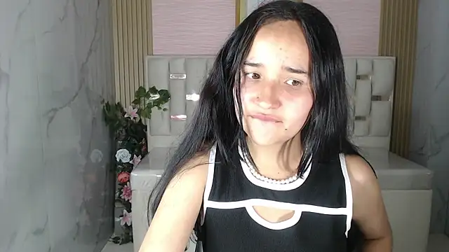 bella vibess s online show from November 2025 03:06:01 AM