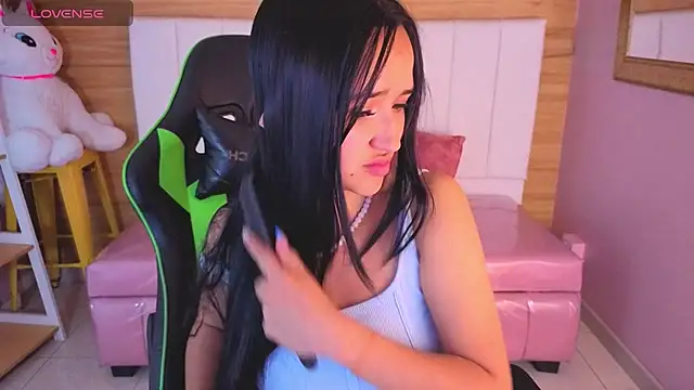 bella vibess s online show from February 2026 01:43:01 PM