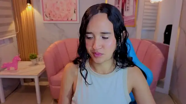 bella vibess s online show from July 2026 02:29:01 AM