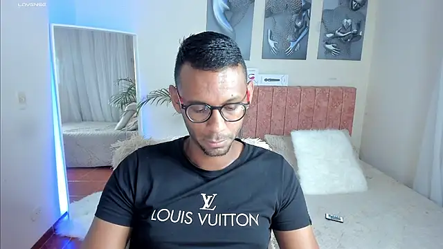 KingEdward  online show from September 2025 10:19:02 AM