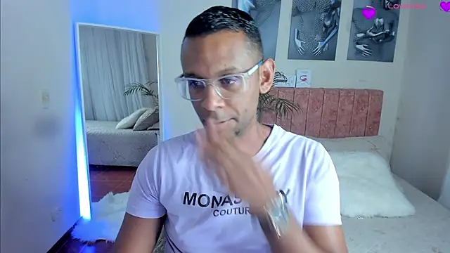 KingEdward  online show from November 2025 10:16:01 AM