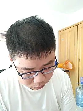 Snapshot of _KaiXin_ chatting on November 2025 04:00:01 AM KaiXin online show from November 2025 04:00:01 AM