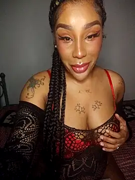 Queen Amara online show from April 2026 04:12:01 AM