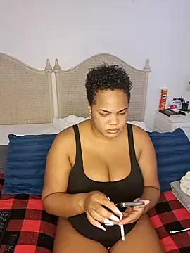 Kream Cherry online show from September 2025 05:47:02 PM