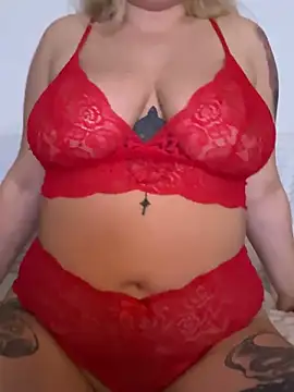 Snapshot of NailaRosee chatting on November 2025 08:36:02 PM NailaRosee online show from November 2025 08:36:02 PM