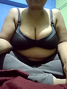 bitch-horny online show from October 2025 03:57:02 PM