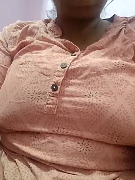 bitch-horny online show from October 2025 01:18:01 PM