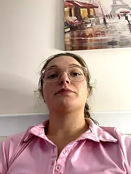 Snapshot of Bellatrisssaa chatting on November 2025 02:07:02 PM Bellatrisssaa online show from November 2025 02:07:02 PM