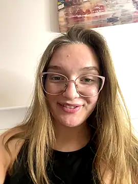 Snapshot of Bellatrisssaa chatting on November 2025 04:12:02 PM Bellatrisssaa online show from November 2025 04:12:02 PM