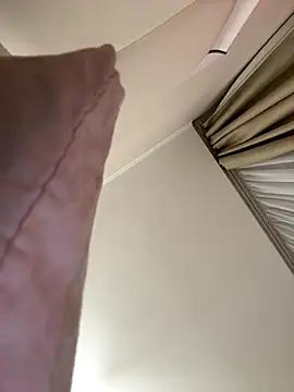 Bellatrisssaa online show from November 2025 02:40:02 PM