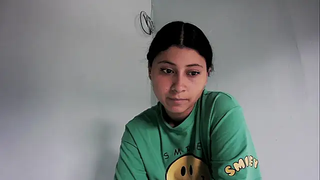 luna1964 online show from November 2025 08:13:02 PM