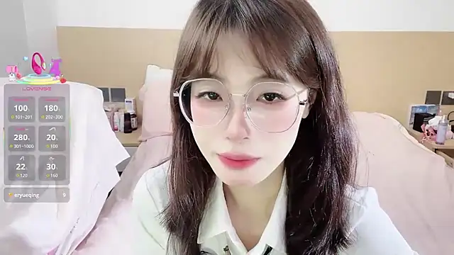 yuanbao a online show from October 2025 10:12:02 AM