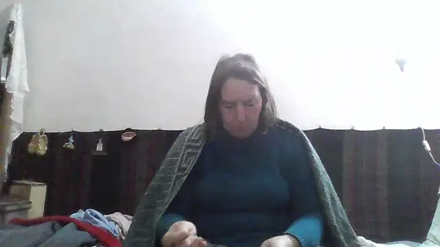 Snapshot of AnnaLive570 chatting on May 2026 02:28:02 AM AnnaLive570 online show from May 2026 02:28:02 AM