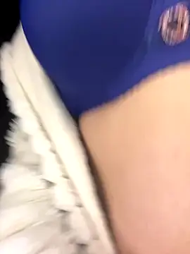 RooVaaN-Xx online show from December 2025 11:01:02 PM