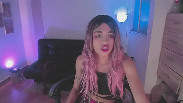 Nikkita Dragon online show from November 2025 02:14:01 AM