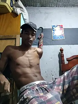 Kelvin2735 online show from October 2025 04:08:02 AM