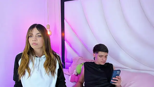 Snapshot of LoganMiller69 chatting on October 2025 05:37:01 AM LoganMiller69 online show from October 2025 05:37:01 AM