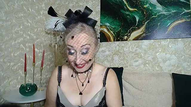  Sara  Smith  online show from September 2025 01:28:01 AM