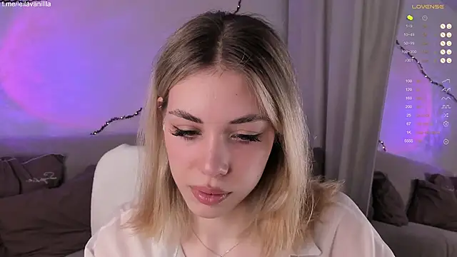 Leila Vanilla online show from April 2026 04:43:01 AM