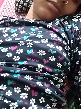 KIRTI12 HOT online show from September 2025 03:49:01 PM