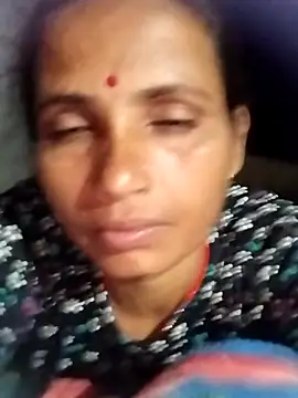 KIRTI12 HOT online show from September 2025 04:01:02 PM