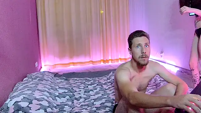 AsahyKourr online show from October 2025 12:47:01 PM