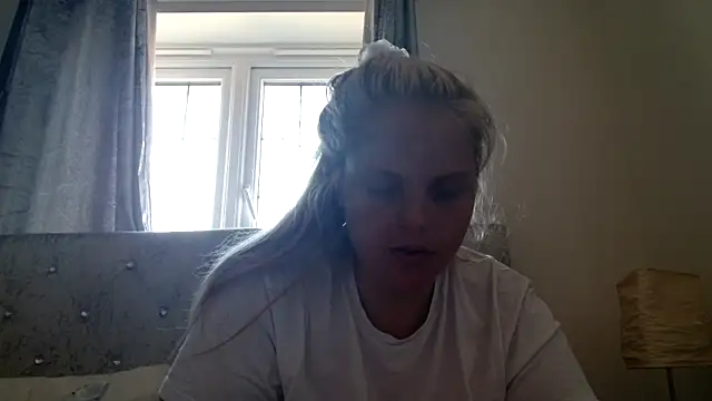 Snapshot of Dolliejayxx chatting on September 2025 09:14:01 AM Dolliejayxx online show from September 2025 09:14:01 AM