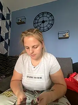 Snapshot of Dolliejayxx chatting on October 2025 11:20:02 AM Dolliejayxx online show from October 2025 11:20:02 AM