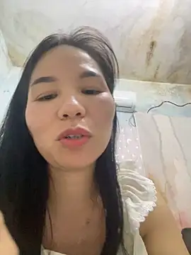 xiaonan- online show from November 2025 02:28:01 PM