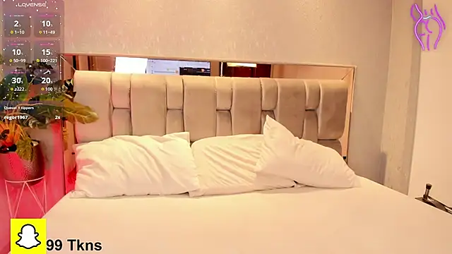 VianyLove online show from September 2025 01:34:02 PM